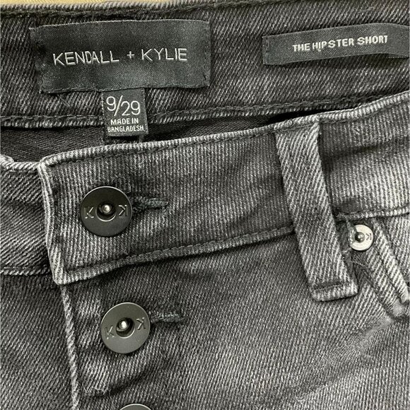 Kendall + Kylie Shorts Womens 9 The Hipster Black Denim Button Fly Cut Offs 30x3 - Picture 3 of 9